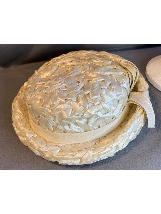 Ladies Ivory Raffia Hat with Ivory Ribbon Size Large Vintage
